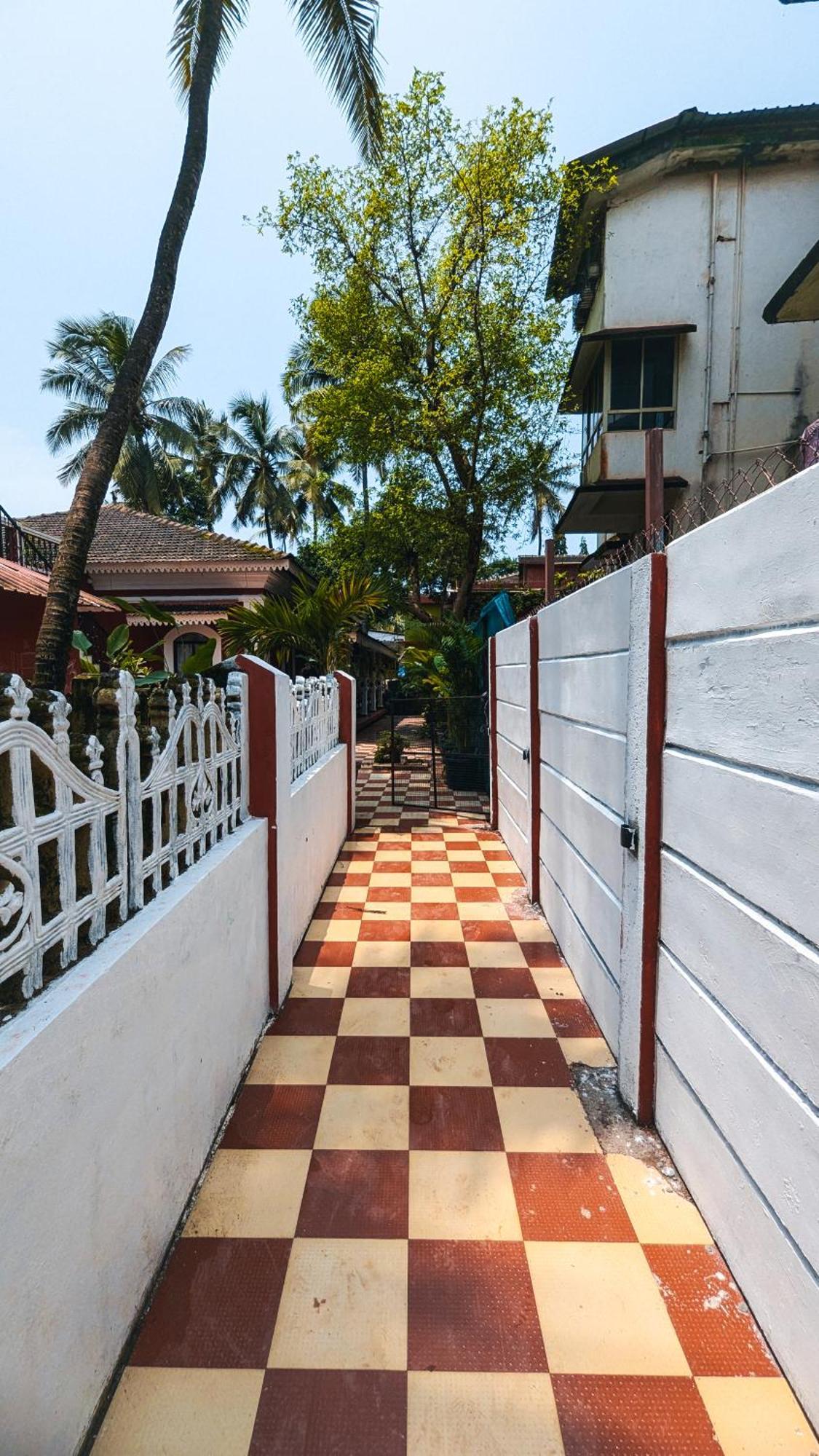 The First House By V3Homestay 4Bhk Private Pool Calangute Esterno foto