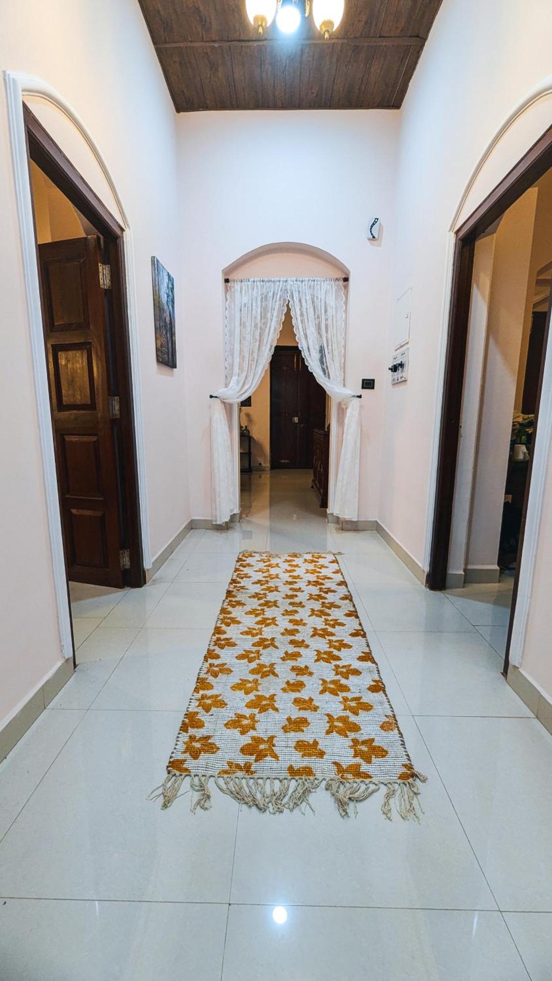 The First House By V3Homestay 4Bhk Private Pool Calangute Esterno foto