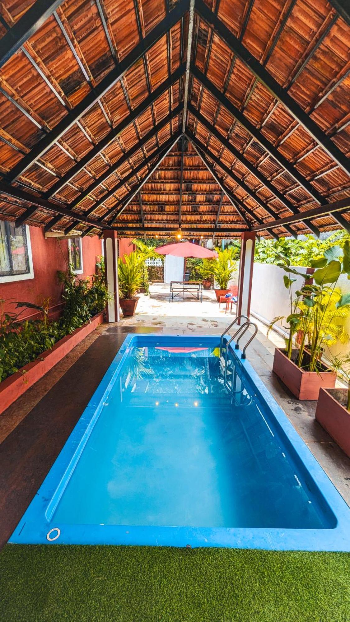 The First House By V3Homestay 4Bhk Private Pool Calangute Esterno foto