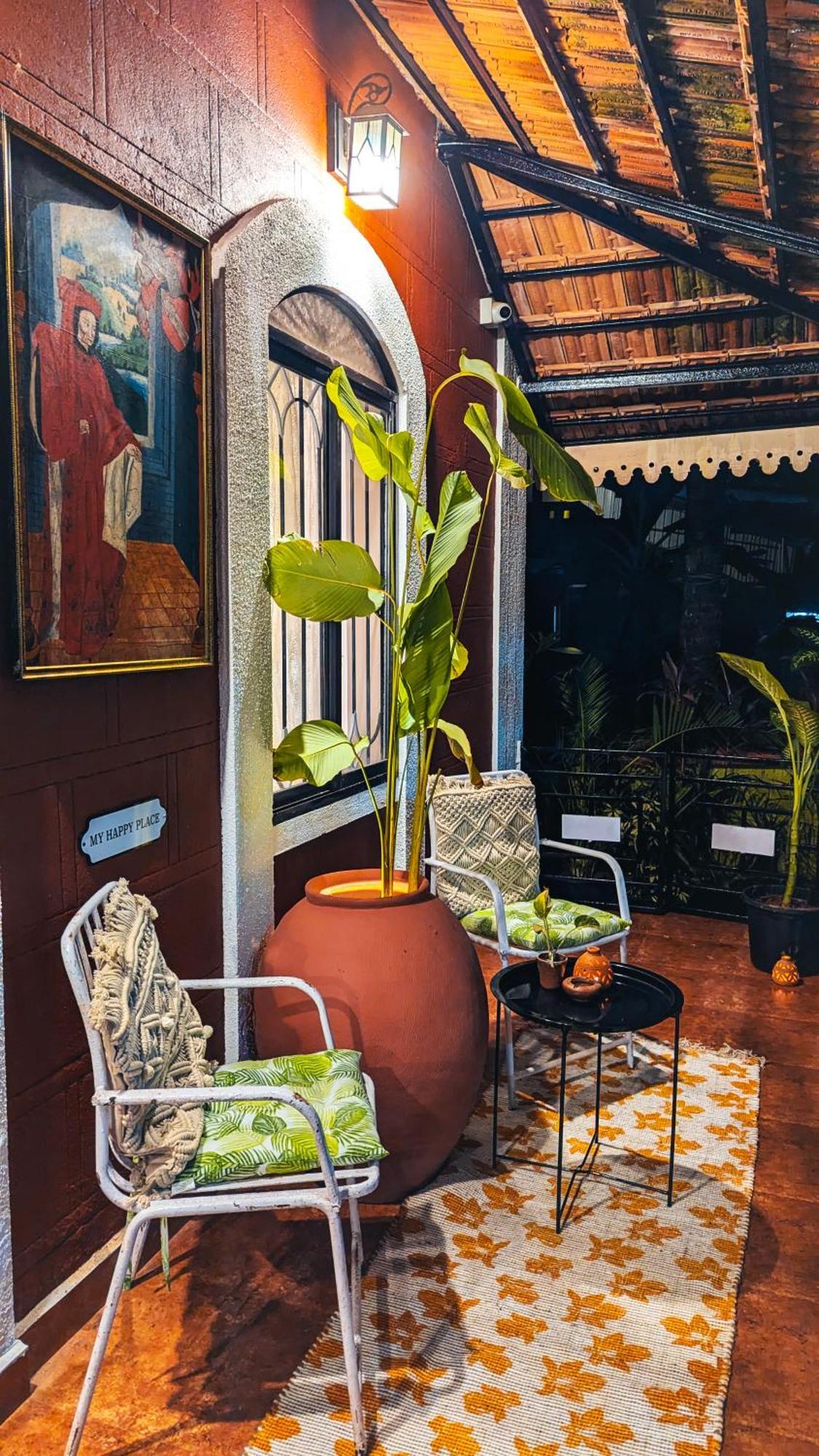 The First House By V3Homestay 4Bhk Private Pool Calangute Esterno foto