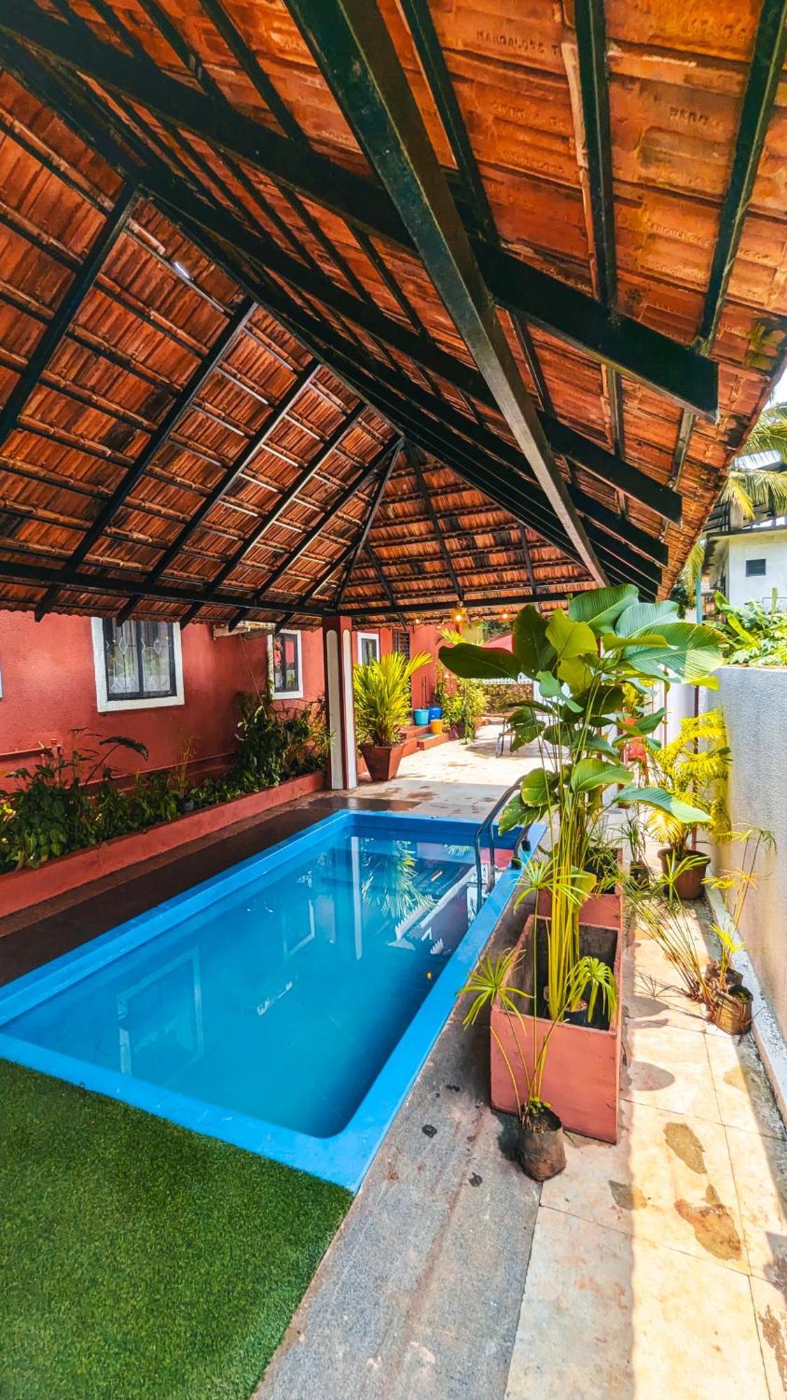 The First House By V3Homestay 4Bhk Private Pool Calangute Esterno foto