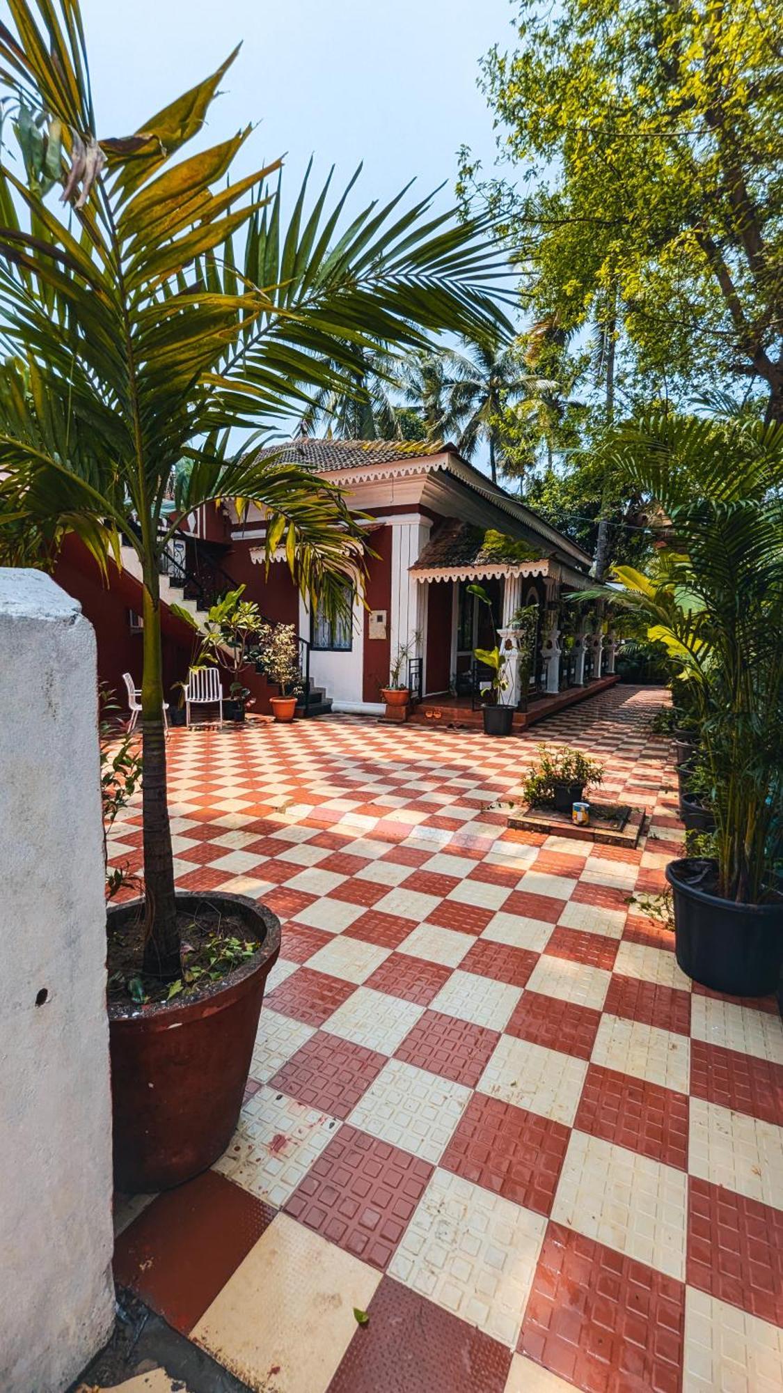 The First House By V3Homestay 4Bhk Private Pool Calangute Esterno foto