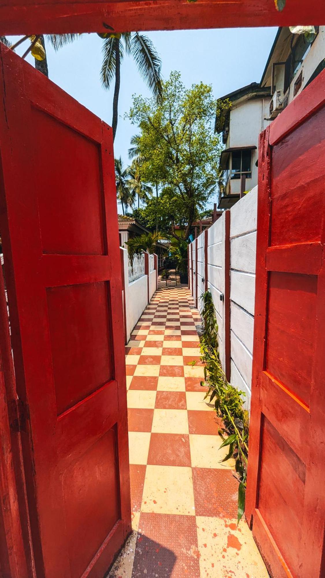 The First House By V3Homestay 4Bhk Private Pool Calangute Esterno foto